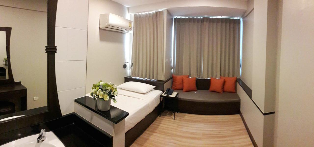 Ywca Hotel Bangkok Exteriér fotografie